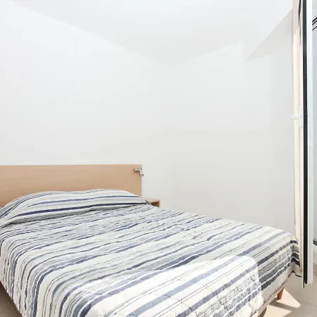 Apartment Arcachon, Arcachon, For 4 Persons